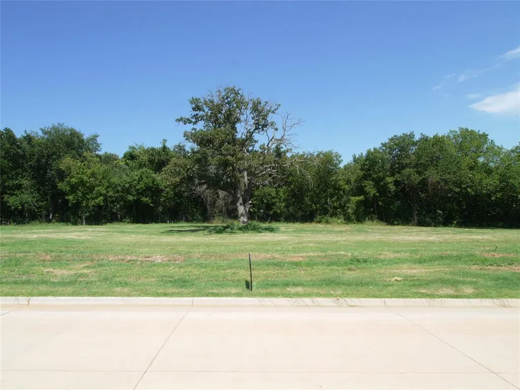 Front exterior — 1700 Cambria Drive, Edmond, OK 73013