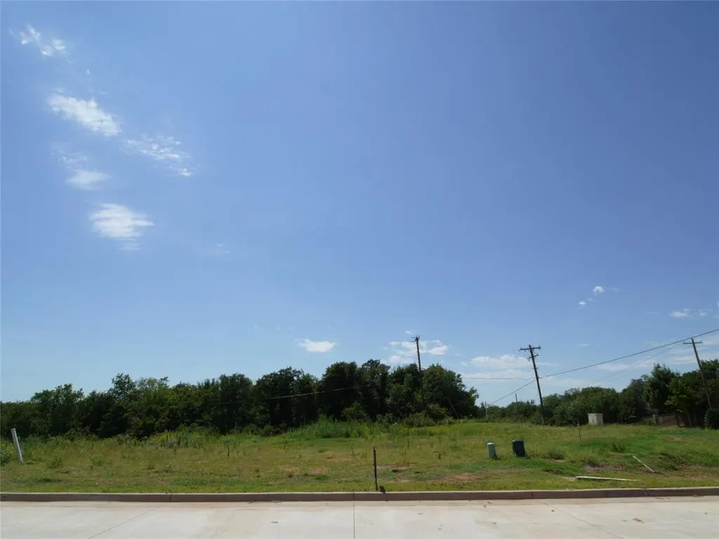 Front exterior — 1509 Cambria Drive, Edmond, OK 73013