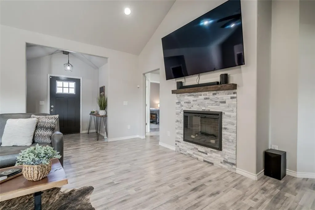 Photo 10 — 1702 E Rogers Street, El Reno, OK 73036