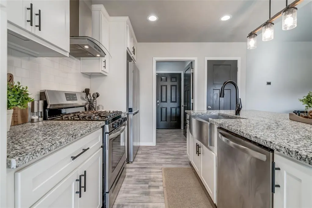 Photo 19 — 1702 E Rogers Street, El Reno, OK 73036