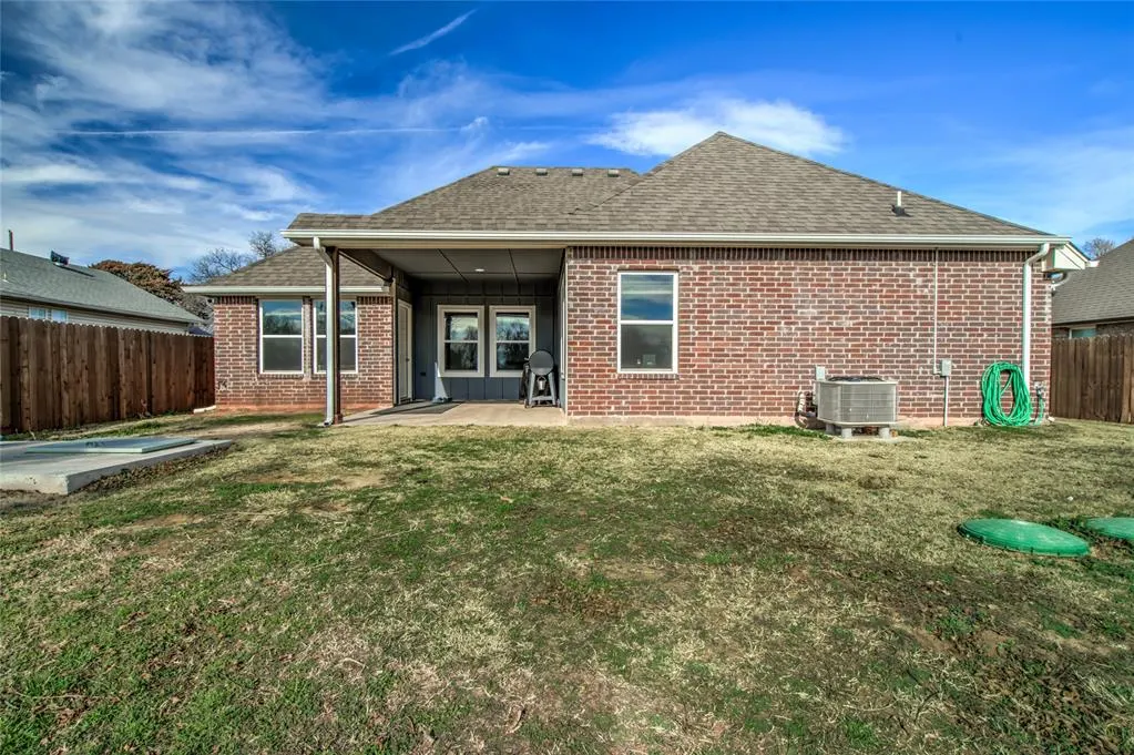 Photo 40 — 1702 E Rogers Street, El Reno, OK 73036