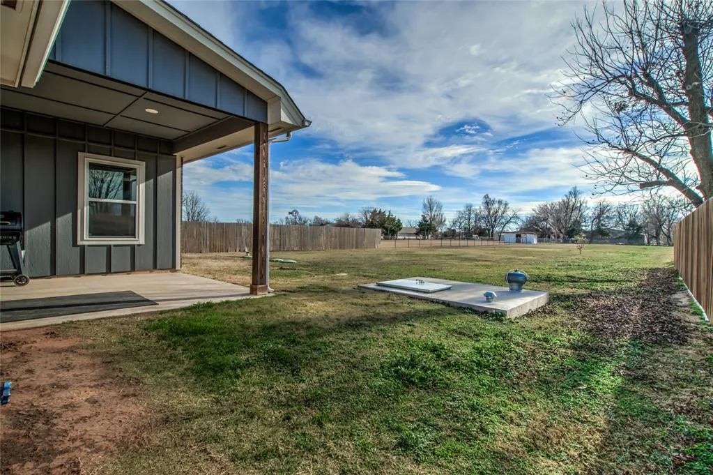 Photo 43 — 1702 E Rogers Street, El Reno, OK 73036