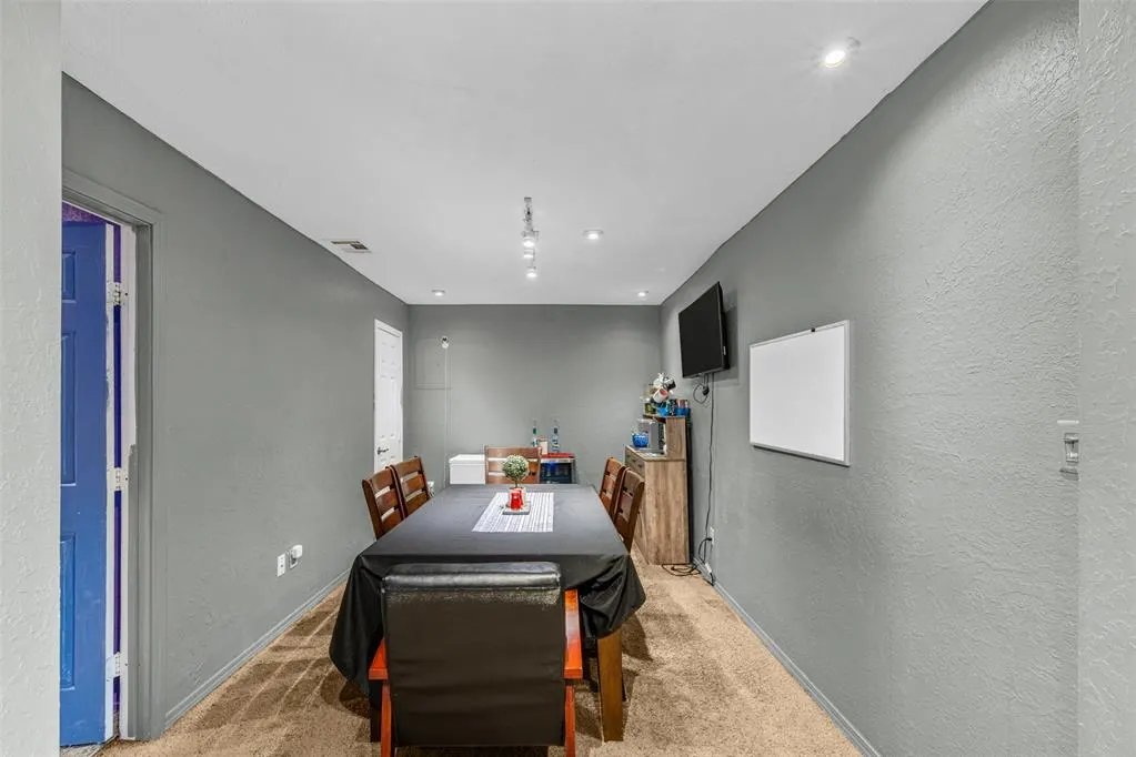 Photo 5 — 109 Sunny Lane, Elgin, OK 73538