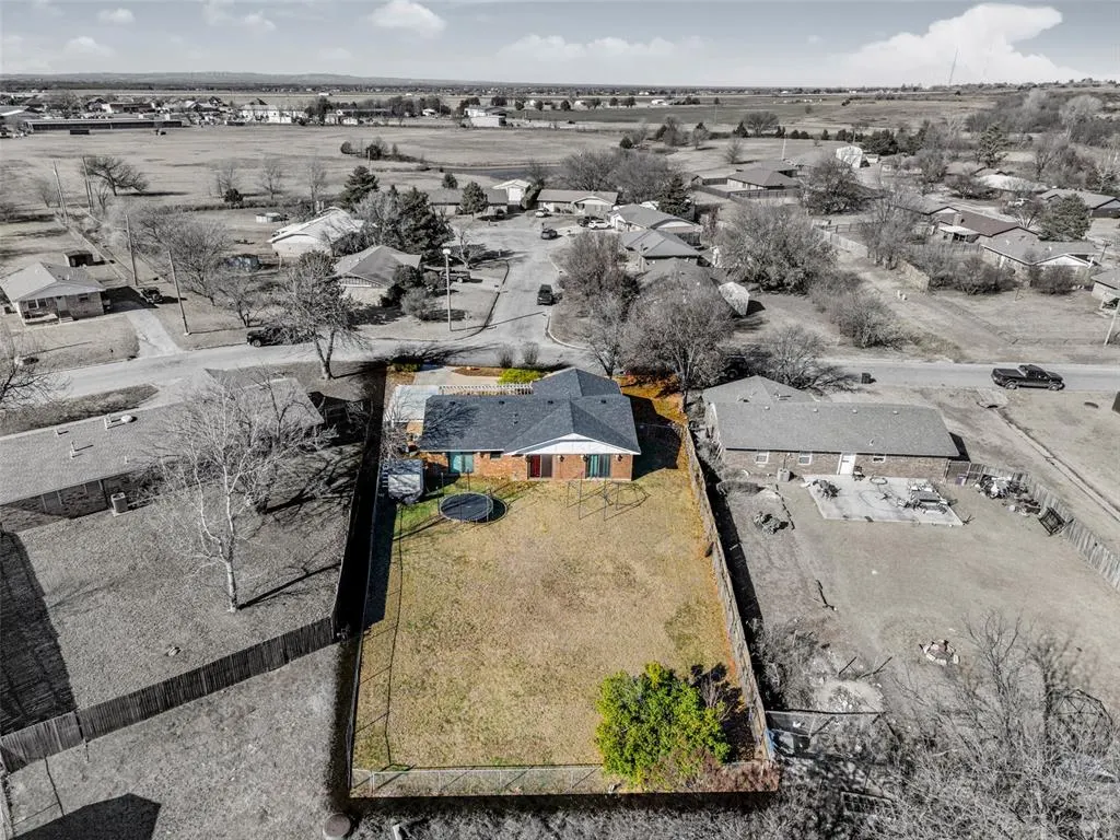 Photo 37 — 109 Sunny Lane, Elgin, OK 73538