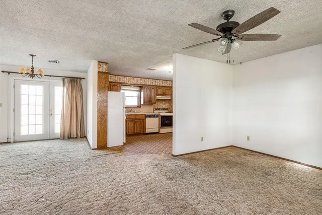 Photo 3 — 11610 N 190th East Avenue, Collinsville, OK 74021