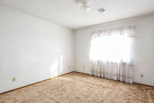 Photo 8 — 11610 N 190th East Avenue, Collinsville, OK 74021