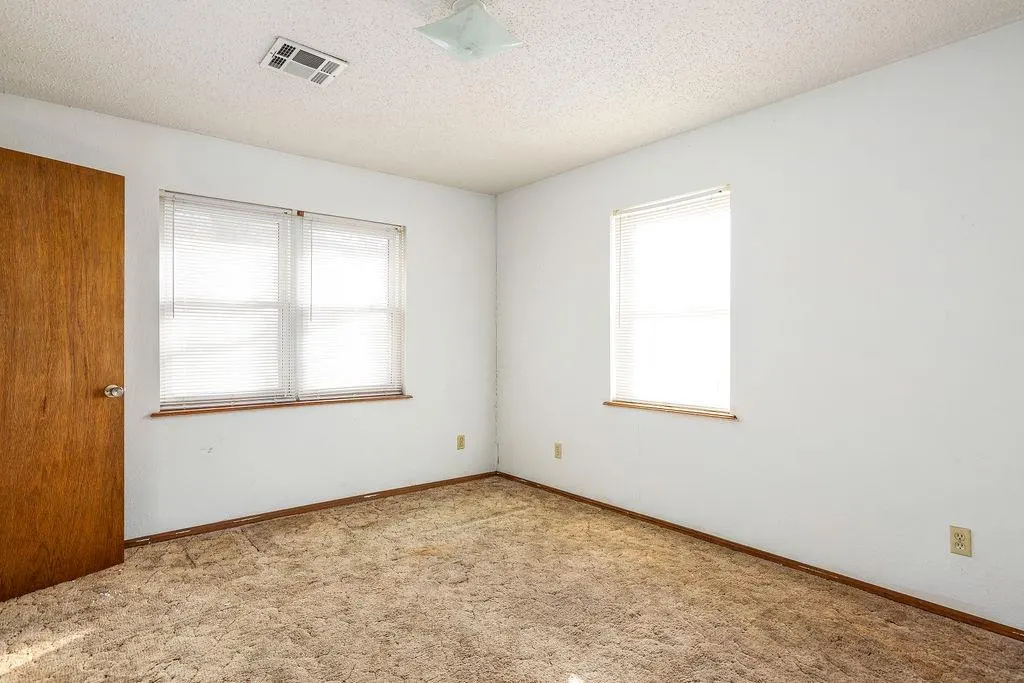 Photo 13 — 11610 N 190th East Avenue, Collinsville, OK 74021