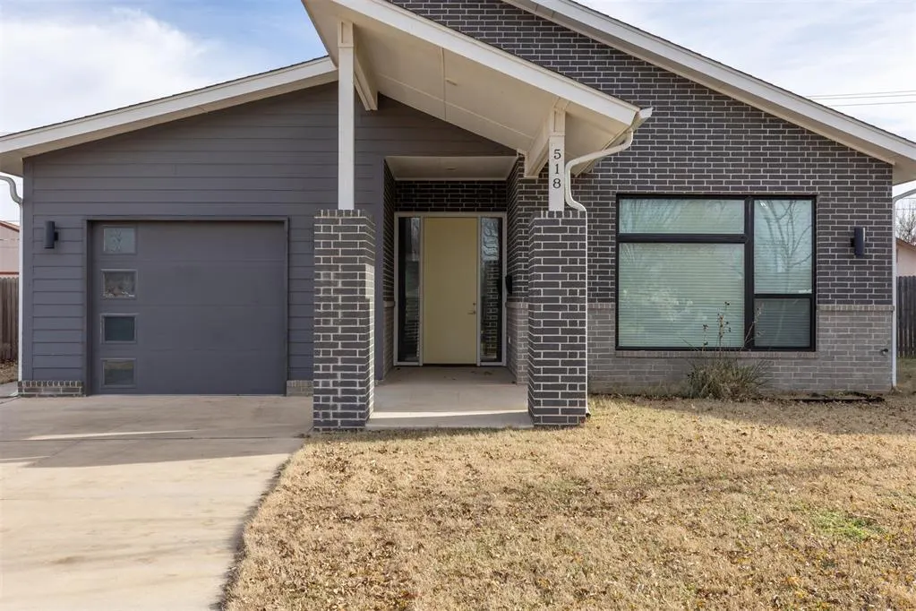 Front exterior — 518 N Marshall Drive, Midwest City, OK 73110