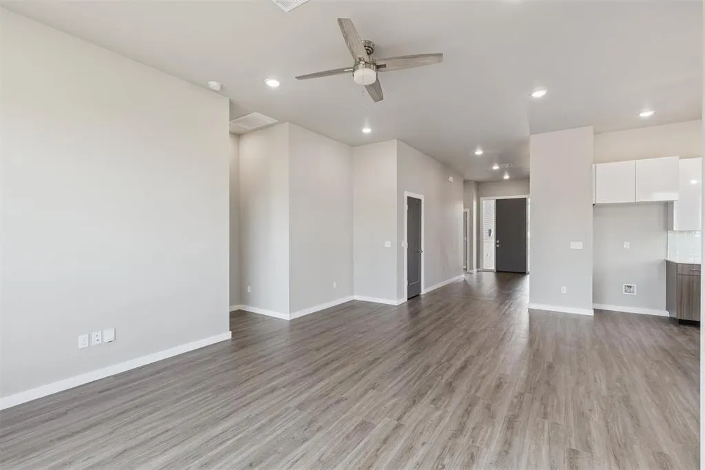 Photo 8 — 518 N Marshall Drive, Midwest City, OK 73110