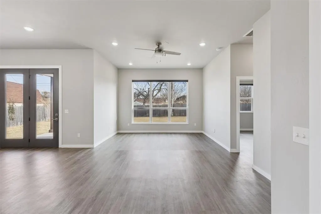 Photo 10 — 518 N Marshall Drive, Midwest City, OK 73110