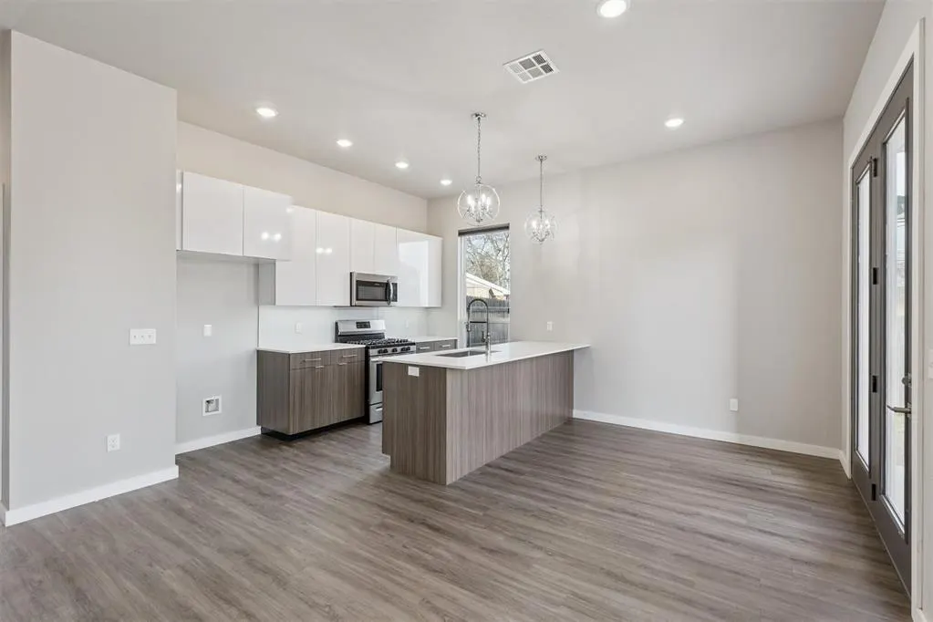 Photo 13 — 518 N Marshall Drive, Midwest City, OK 73110