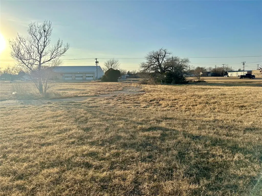 Photo 6 — 0 N Park Lane, Altus, OK 73521