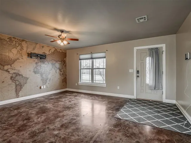 Photo 5 — 702 E 6th Street, Chandler, OK 74834