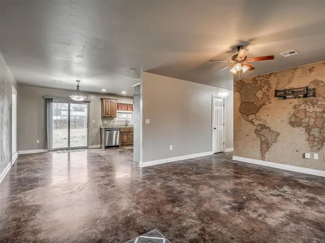 Photo 7 — 702 E 6th Street, Chandler, OK 74834