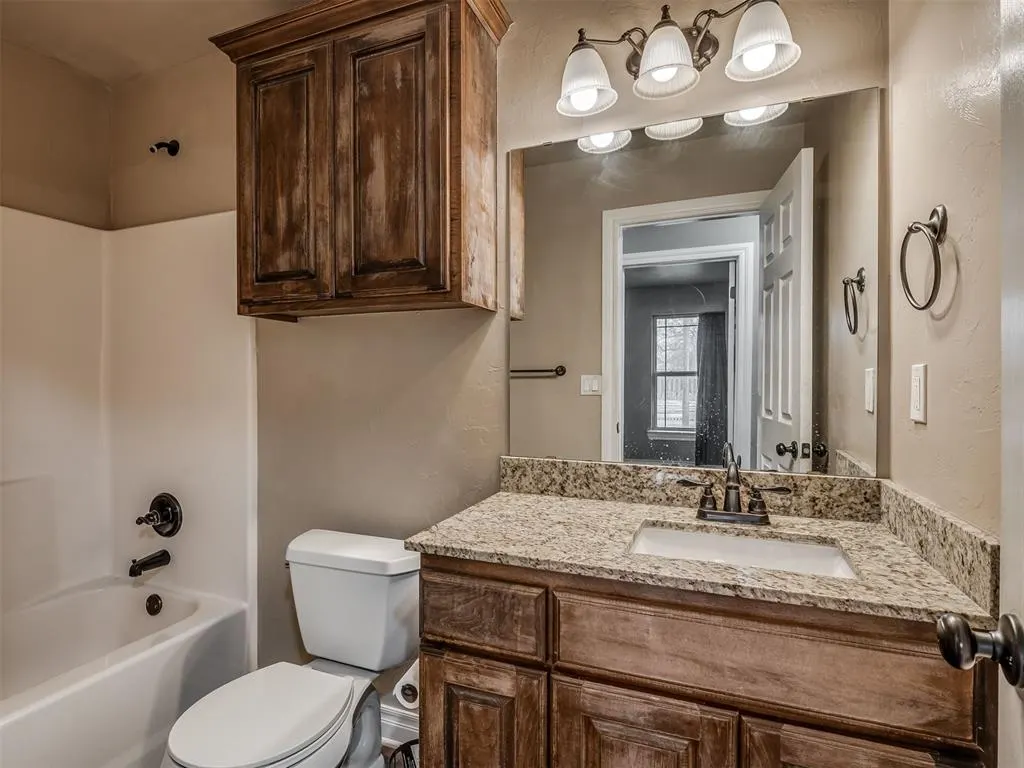 Photo 30 — 702 E 6th Street, Chandler, OK 74834