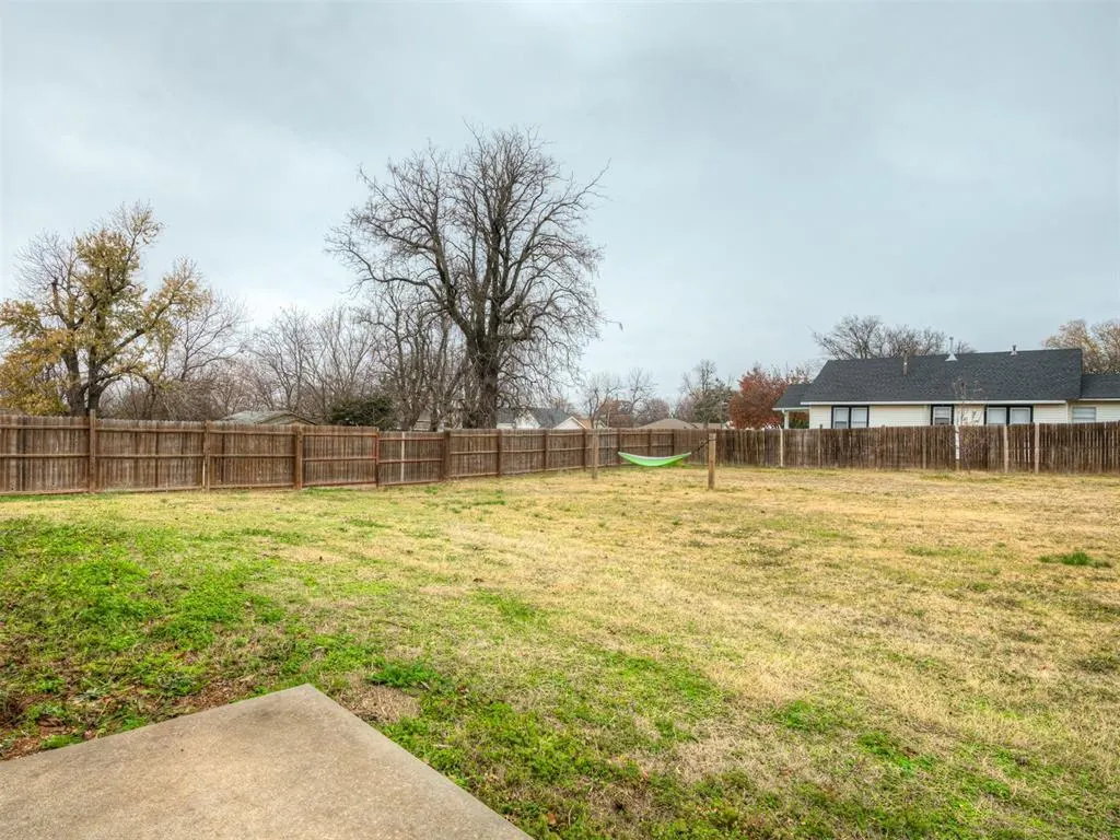 Photo 36 — 702 E 6th Street, Chandler, OK 74834