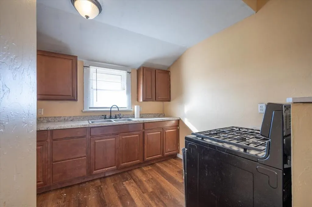 Photo 12 — 315 N Kings Highway, Cushing, OK 74023