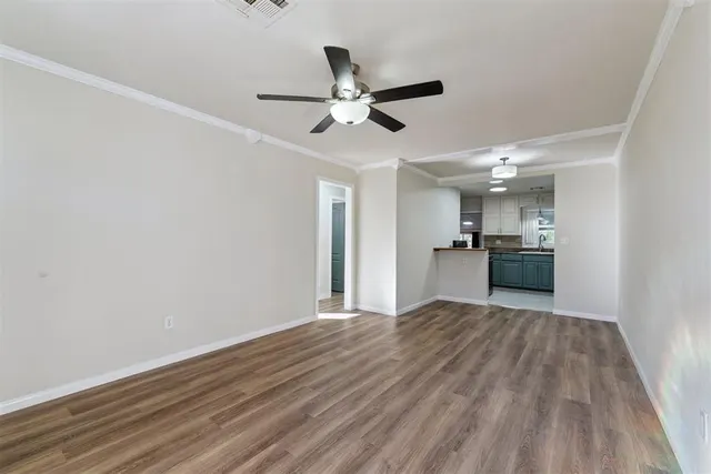 Photo 7 — 215 Bennett Boulevard, Chandler, OK 74834