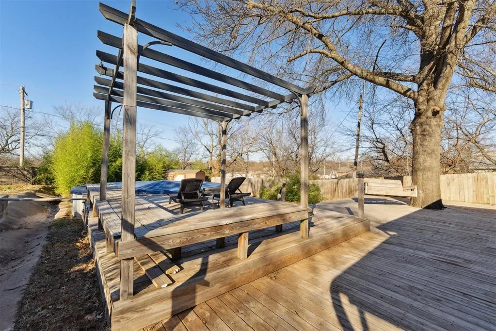 Photo 40 — 215 Bennett Boulevard, Chandler, OK 74834