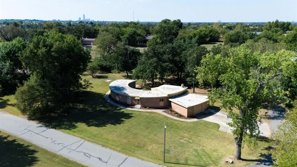 Photo 22 — 3400 Norcrest Drive, Oklahoma City, OK 73121