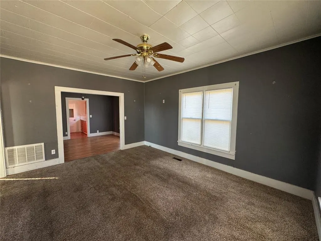 Photo 13 — 623 E Street, Seminole, OK 74868