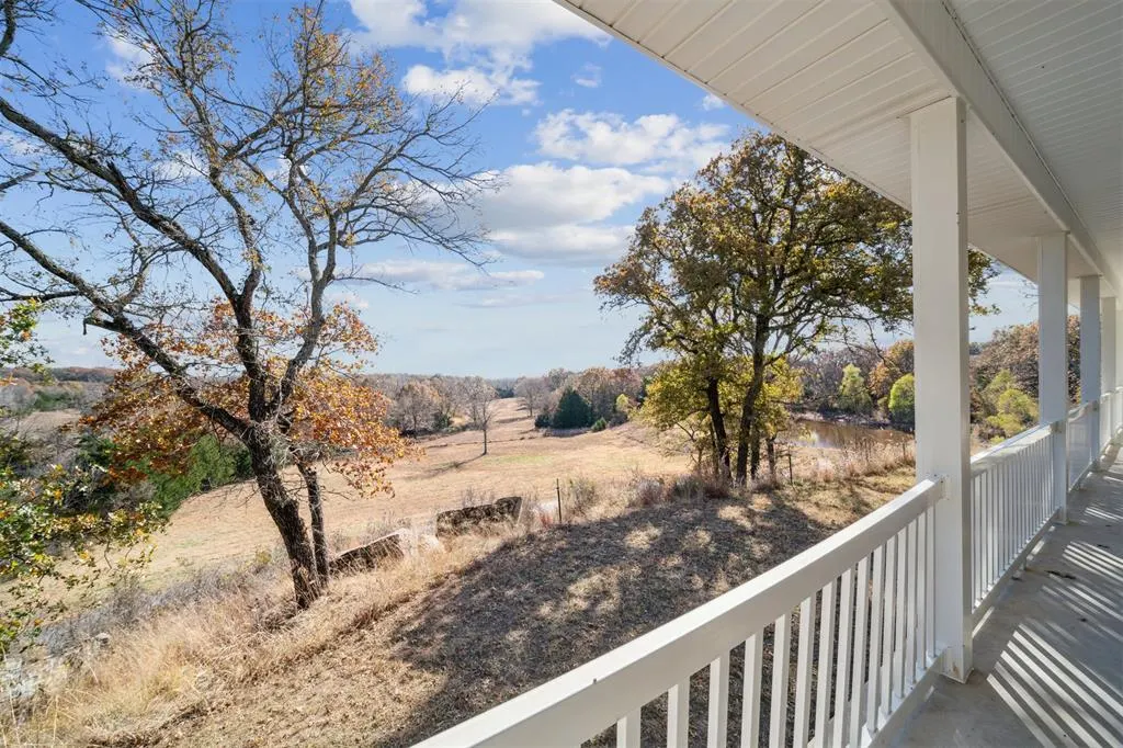 Photo 5 — 46500 Bob Crouch Road, Earlsboro, OK 74840