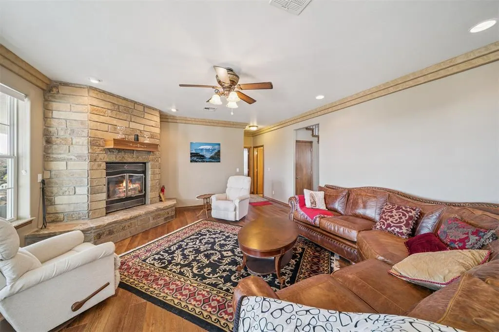Photo 10 — 46500 Bob Crouch Road, Earlsboro, OK 74840