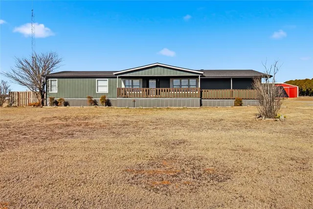 Front exterior — 21821 E 1390 Road, Hobart, OK 73651