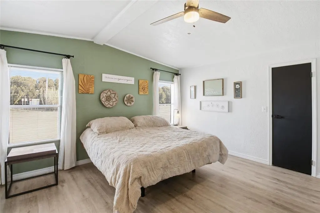 Photo 19 — 21821 E 1390 Road, Hobart, OK 73651