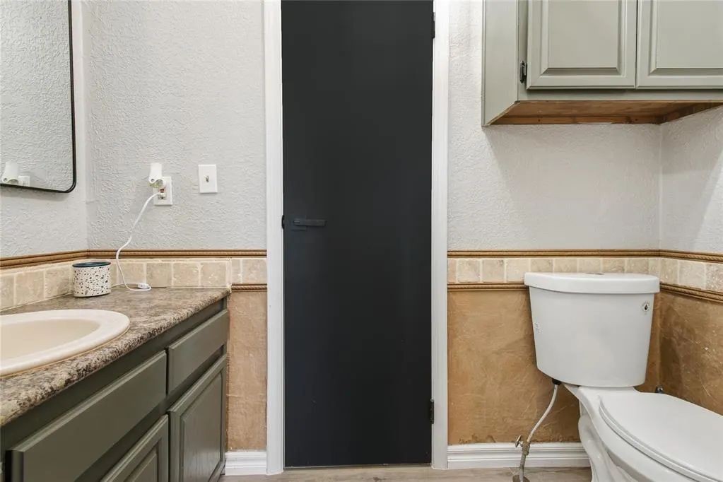 Photo 35 — 21821 E 1390 Road, Hobart, OK 73651