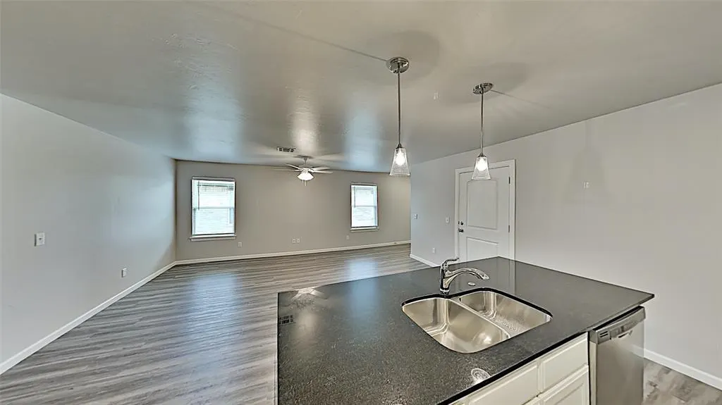 Photo 7 — 11218 Howard Drive, Oklahoma City, OK 73114