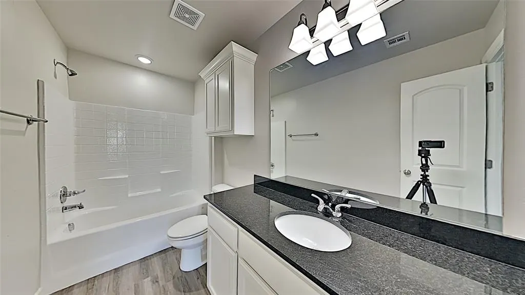 Photo 11 — 11218 Howard Drive, Oklahoma City, OK 73114