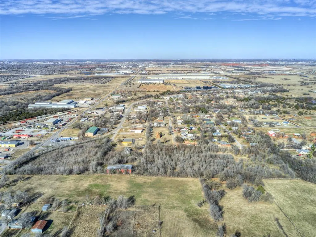 Photo 10 — 7824 Winnie Street, Oklahoma City, OK 73169