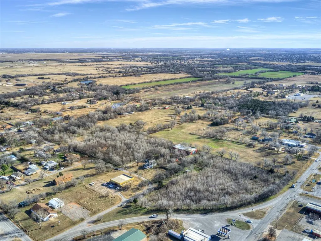 Photo 15 — 7824 Winnie Street, Oklahoma City, OK 73169