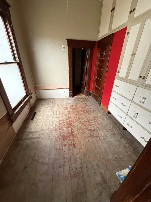 Photo 6 — 103 W 5th Street, Stroud, OK 74079