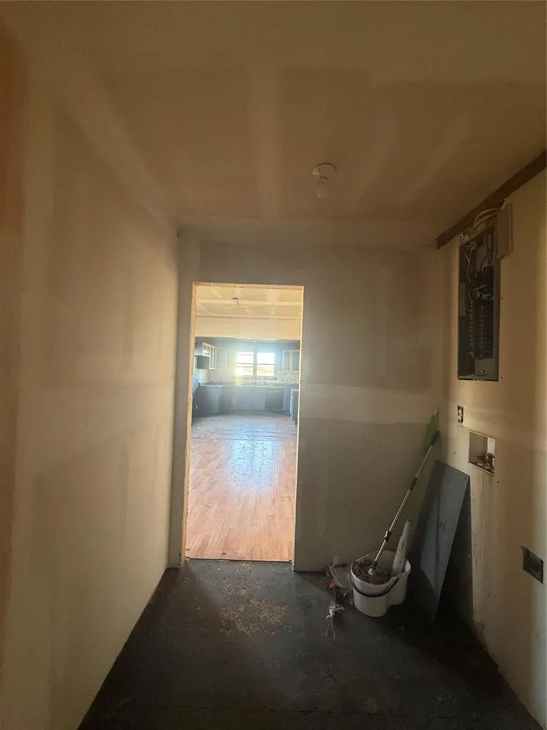 Photo 30 — 103 W 5th Street, Stroud, OK 74079