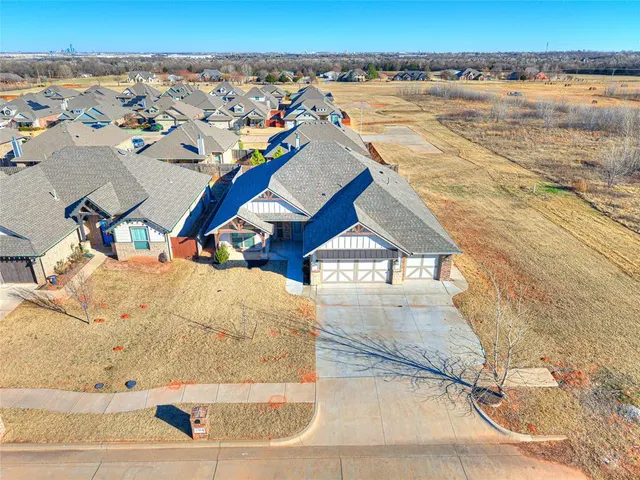 Front exterior — 1204 N Wisteria Terrace, Mustang, OK 73064