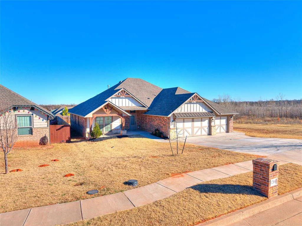 Photo 11 — 1204 N Wisteria Terrace, Mustang, OK 73064