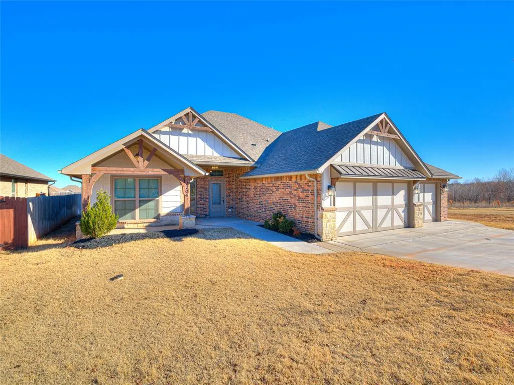 Photo 13 — 1204 N Wisteria Terrace, Mustang, OK 73064