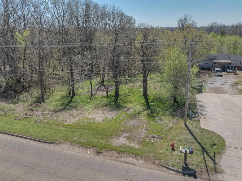 Photo 9 — 9632 NE 23rd Street, Midwest City, OK 73141