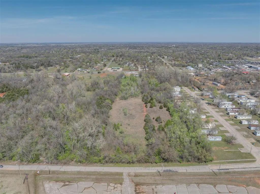 Photo 11 — 9632 NE 23rd Street, Midwest City, OK 73141