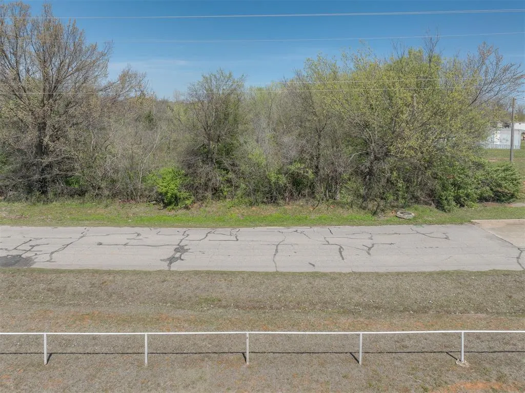 Photo 18 — 9632 NE 23rd Street, Midwest City, OK 73141