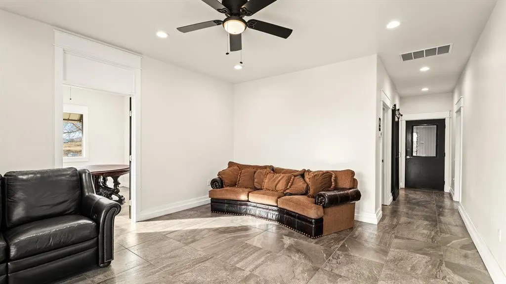 Photo 9 — 7475 Alfadale Street, Union City, OK 73090