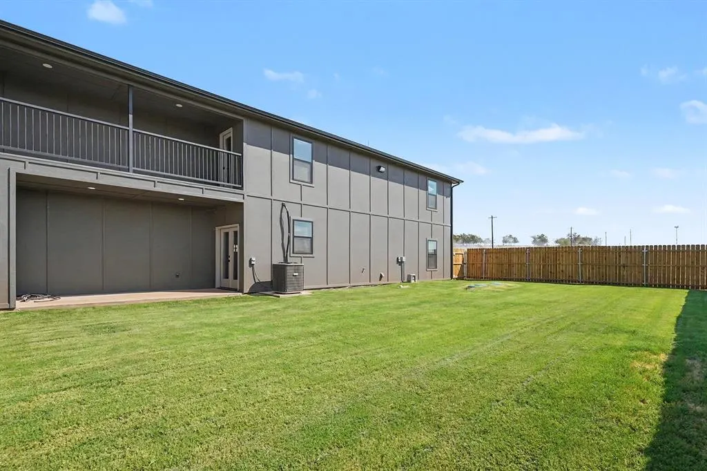 Photo 4 — 26218 N 2960 Road, Cashion, OK 73016