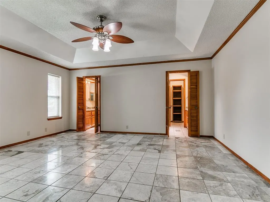 Photo 11 — 908 Carfax Road, Edmond, OK 73034