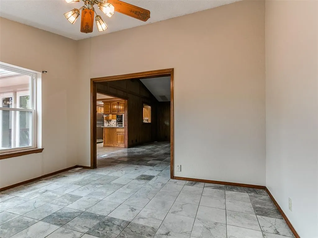 Photo 20 — 908 Carfax Road, Edmond, OK 73034