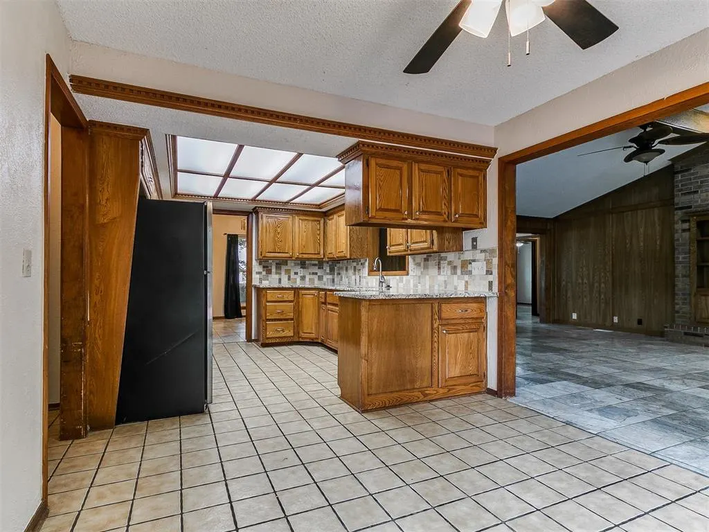 Photo 23 — 908 Carfax Road, Edmond, OK 73034