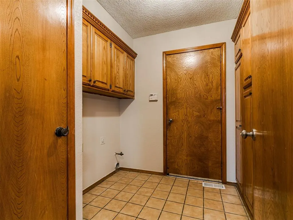 Photo 30 — 908 Carfax Road, Edmond, OK 73034