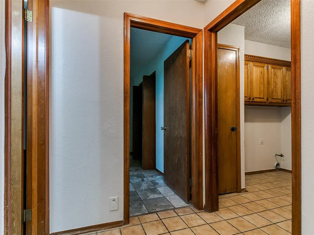 Photo 32 — 908 Carfax Road, Edmond, OK 73034