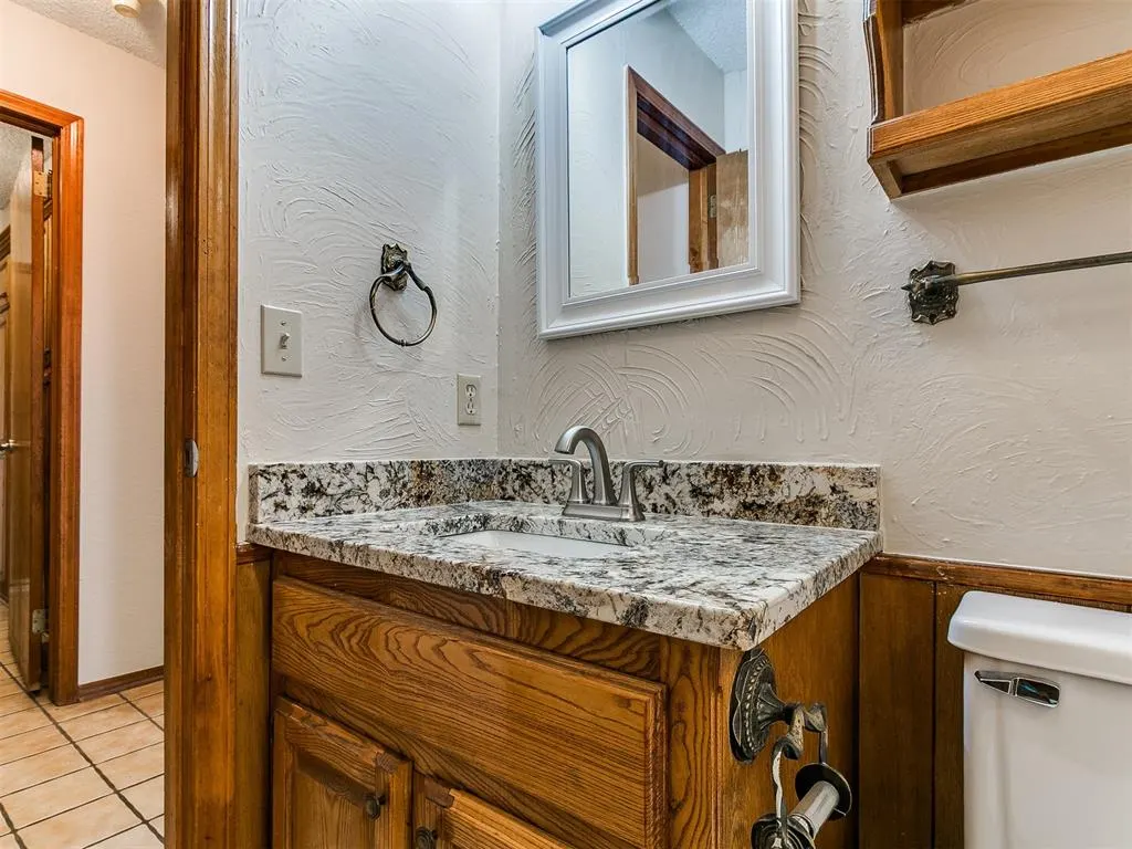Photo 36 — 908 Carfax Road, Edmond, OK 73034